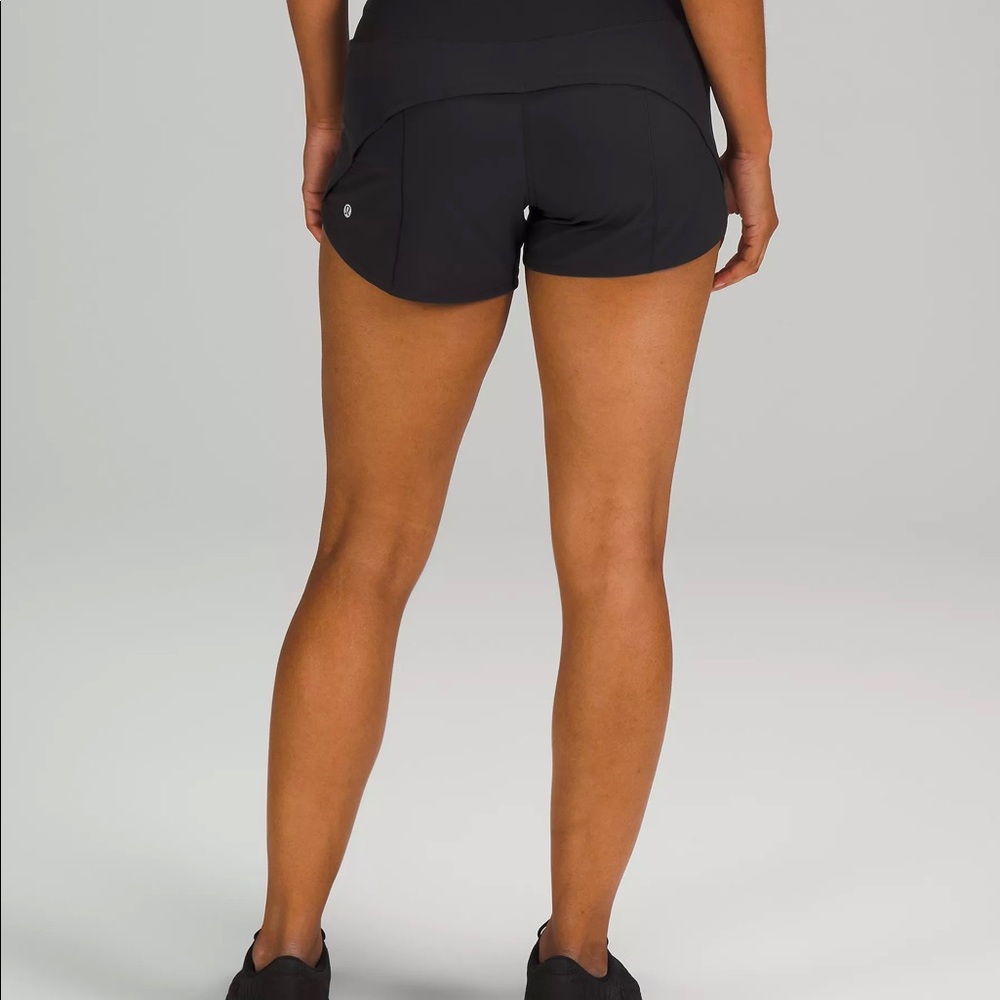 Like new lululemon lined short size 4 black Speed Up Mid-Rise Lined Short